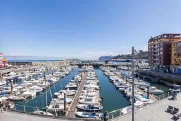 OLD PORT BERMEO by Urdaibai Rentals