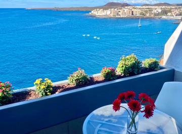 La Maravilla Sea View and pool By Paramount Holidays
