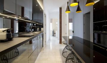 AmazINN Places Embajadores I