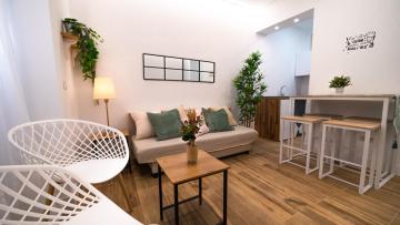 Nuevo Anuncio, Ronda de Embajadores de Madrid