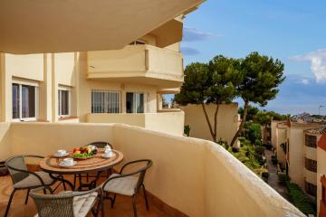 Club Caronte apartment with pool Ref 58