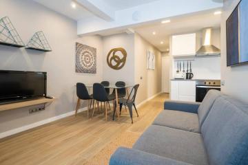 Fabulous Attic in Sant Andreu nice terrace wifi