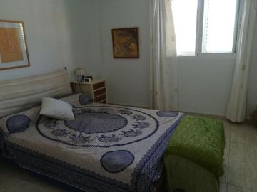 precioso apartamento con terraza y jardin