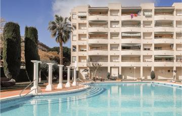 Stunning Apartment In Salou With Outdoor Swimming Pool, Wifi And 2 Bedrooms