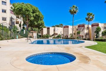 Stunning Riviera Penthouse with Seaview Ref 123