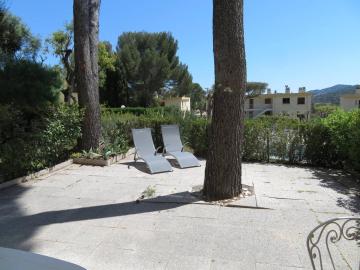 Appartement Bormes-les-Mimosas, 1 pièce, 4 personnes - FR-1-610-83