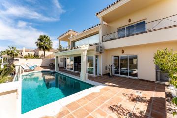5 star detached golf Villa