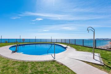 Seaview Penthouse near the beach Ref 193