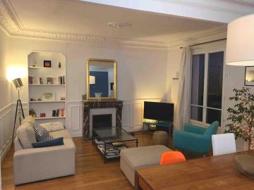 2 bedrooms - Parisian style - 25 min from châtelet