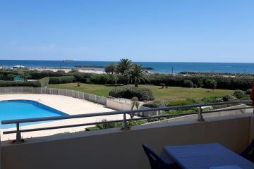 Superbe appartement pleine vue mer et accès direct place sans route à traverser au sein de la RESIDENCE LES RIVAGES DE ROCHELONGE FRONT DE MER classement de tourisme 3 etoiles