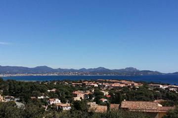 Villa piscine et superbe vue mer