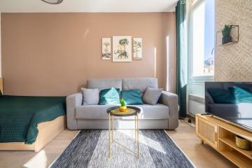 Studio with lovely setting for 4 people in Marseille by Weekome