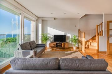 Luxury Chalet with Ocean View!