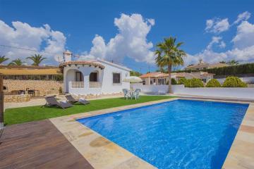 Villa Neus - PlusHolidays