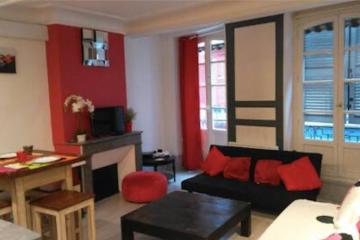 Apartment very well located in the city center