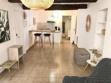 Toulon agréable appartement lumineux refait à neuf