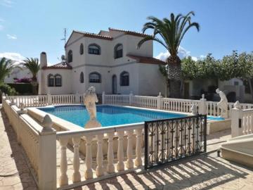 Villa L'Ametlla de Mar, 4 dormitorios, 8 personas - ES-221-2
