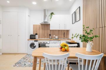For You Rentals Elegante y bonito apartamento en el Corazón de Madrid INF1C