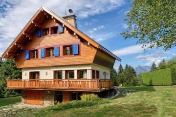 Distinguished Chalet Near Megeve Village