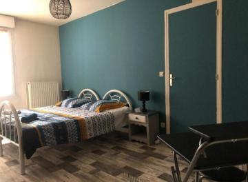 Grande chambre chez l'habitant en hyper centre ville