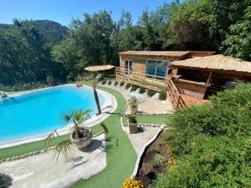 Le chalet au bord du lagon