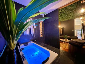 Bali Room