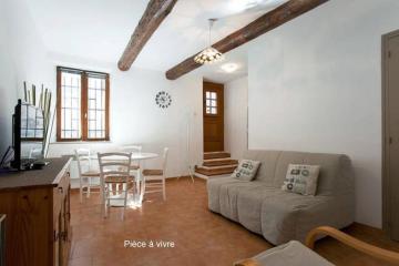 MAISON DE VILLAGE MITOYENNE