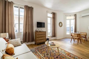 Renovated studio - Cannes Croisette Golden Square