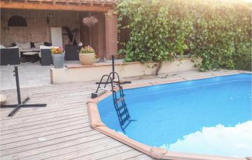 Nice Home In Orange With Outdoor Swimming Pool, Wifi And Private Swimming Pool