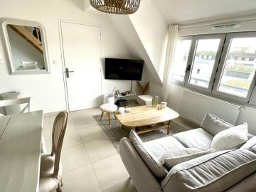 Appartement niché entre mer et commerces