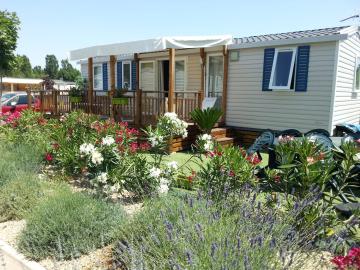 LOCATION MOBILHOME TOUT CONFORT 6/8 PERS. FREJUS