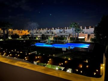 Stunning 2 bed Apt with solarium & golf course J9 Casa Summersby