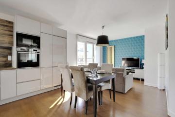 Super flat with balcony