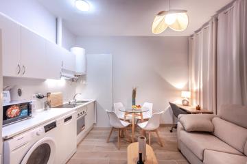 For You Rentals Bonito y exclusivo apartamento en Embajadores Madrid AMP98