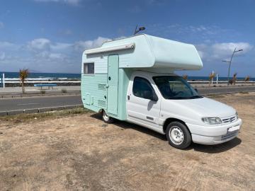 Van-derlust Camper - Only for static accommodation
