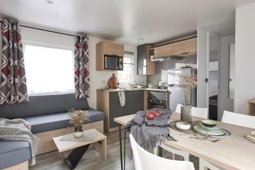 Mobile home at the foot of the Beille plateau, nature campsite by the river
