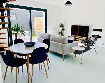 Maison de ville accueillante et confortable