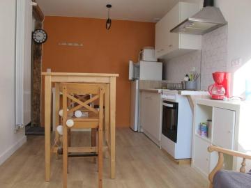 POLIGNY : appartement refait à neuf !