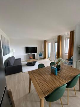 Adele family apartment
