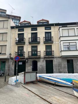MENDEZONA HOUSE