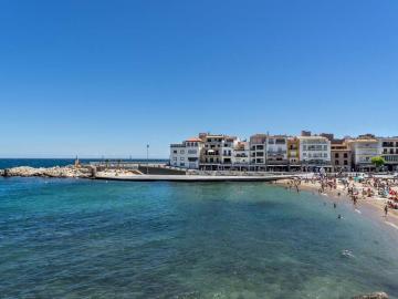 Preciosa casa con terraza en l'Escala