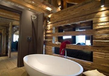 Chalet Spacieux à côté des pistes de ski (à 50m)