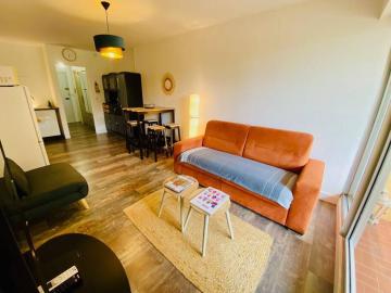 ''Les Grangettes'' Studio climatisé, proche plage
