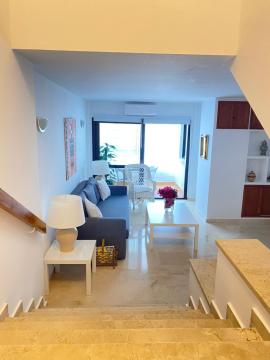 PRECIOSO APARTAMENTO CON VISTAS AL MAR Y MONTAÑA