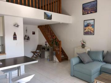 11 - Charmant appartement avec terrasse en centre ville