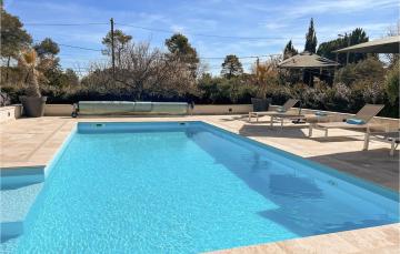 Amazing Home In St Maximin La Ste Baum With Outdoor Swimming Pool, Wifi And 4 Bedrooms