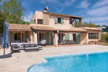 GuestReady - A country chateau in Mougins