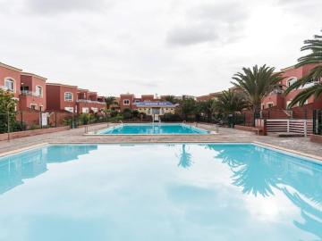 Holiday home in Corralejo with shared pool and close to the beaches