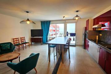 Les Marches du Soleil: Appt 2 chambres/ Piscine / parking / fibre