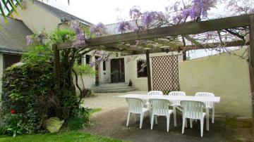 Propriete de 4 chambres avec jardin clos et wifi a Denee